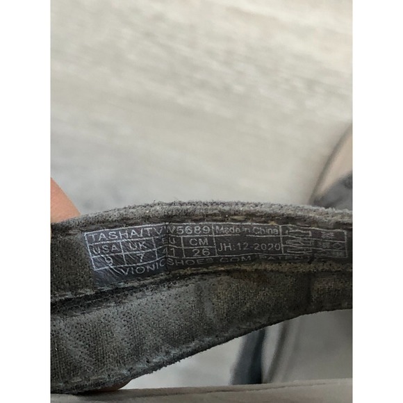 Vionic Tasha Womens Sandal Gray Leather 9 Arch Support Studded Flip Flop Shoes - Picture 9 of 9